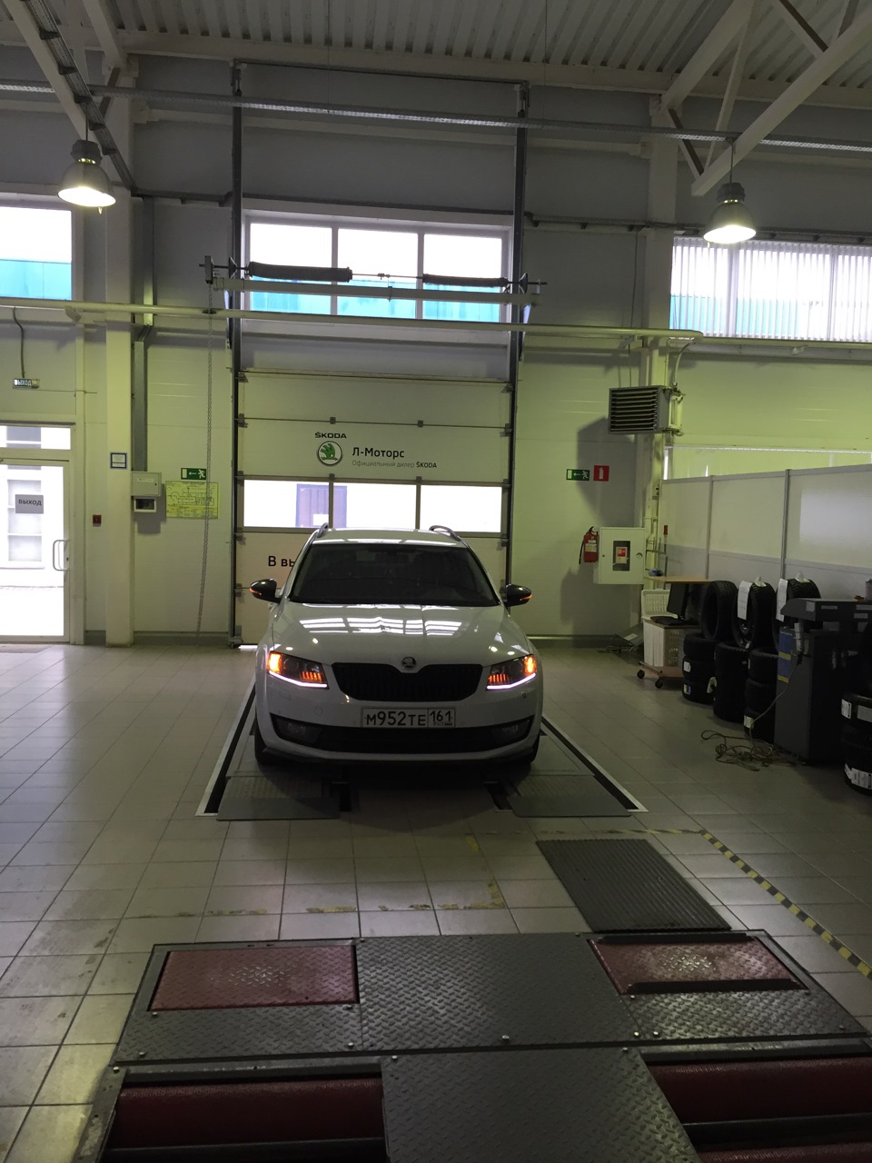 Фото в бортжурнале Skoda Octavia Combi A7 Mk3