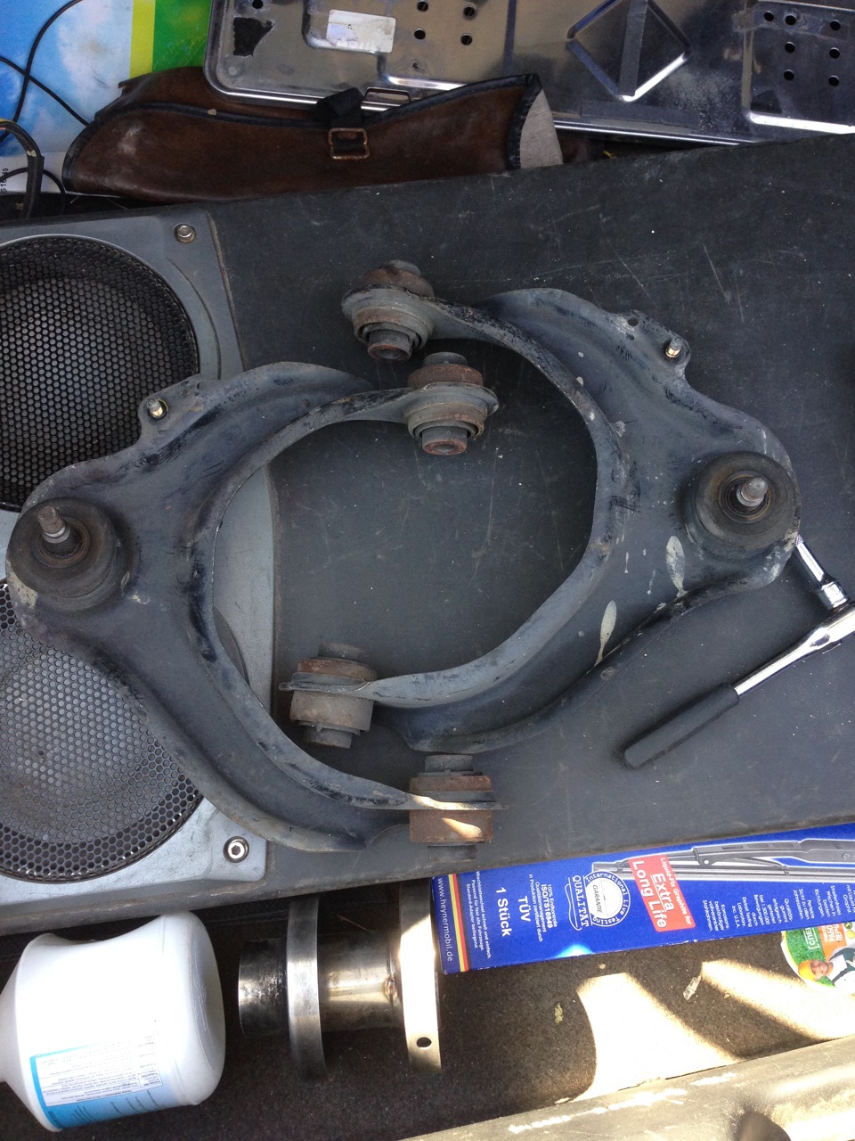 Замена верхних шаровых с рычагами — DRIVE2