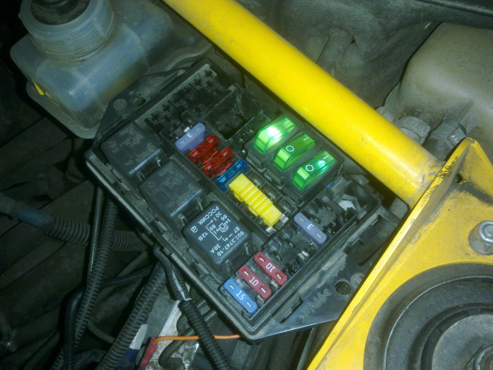 уТЕпляем аккумулятор — Lada Приора седан, 1,6 л, 2012 года | аксессуары ...