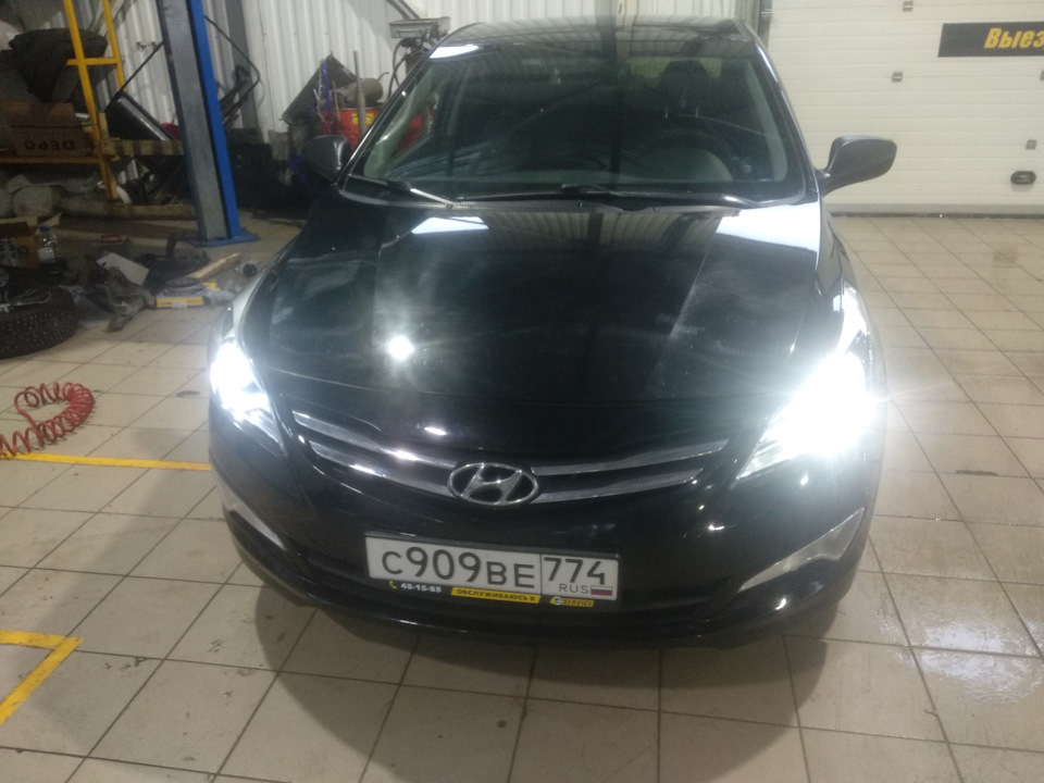 Как я менял фары рефлекторные галогеновые на линзованные — Hyundai ...