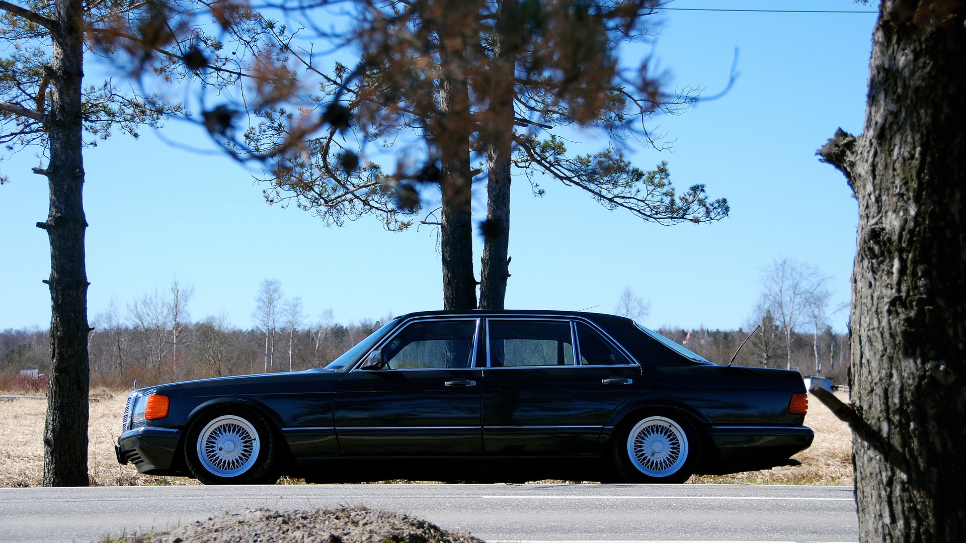 W126. Mercedes w126 Brabus. Mercedes-Benz w126 sec. Mercedes-Benz w126 s class Lowrider. W126 Custom.