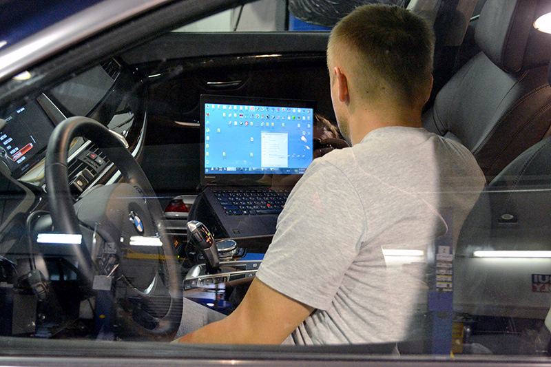 БМВ 5 GT F07 Отключение режима старт-стоп — Автоцентр ПИК на DRIVE2