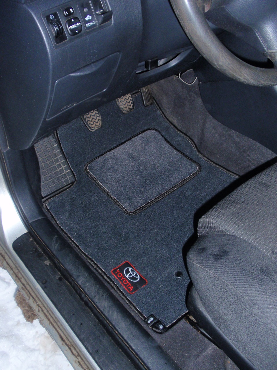 Toyota Corolla, E-120, ковры в салон. — Carpet на DRIVE2