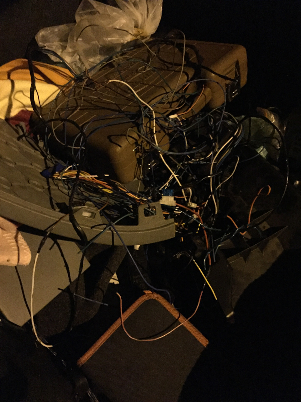 вакханалия, которой место на помойке — Volkswagen Golf Mk4