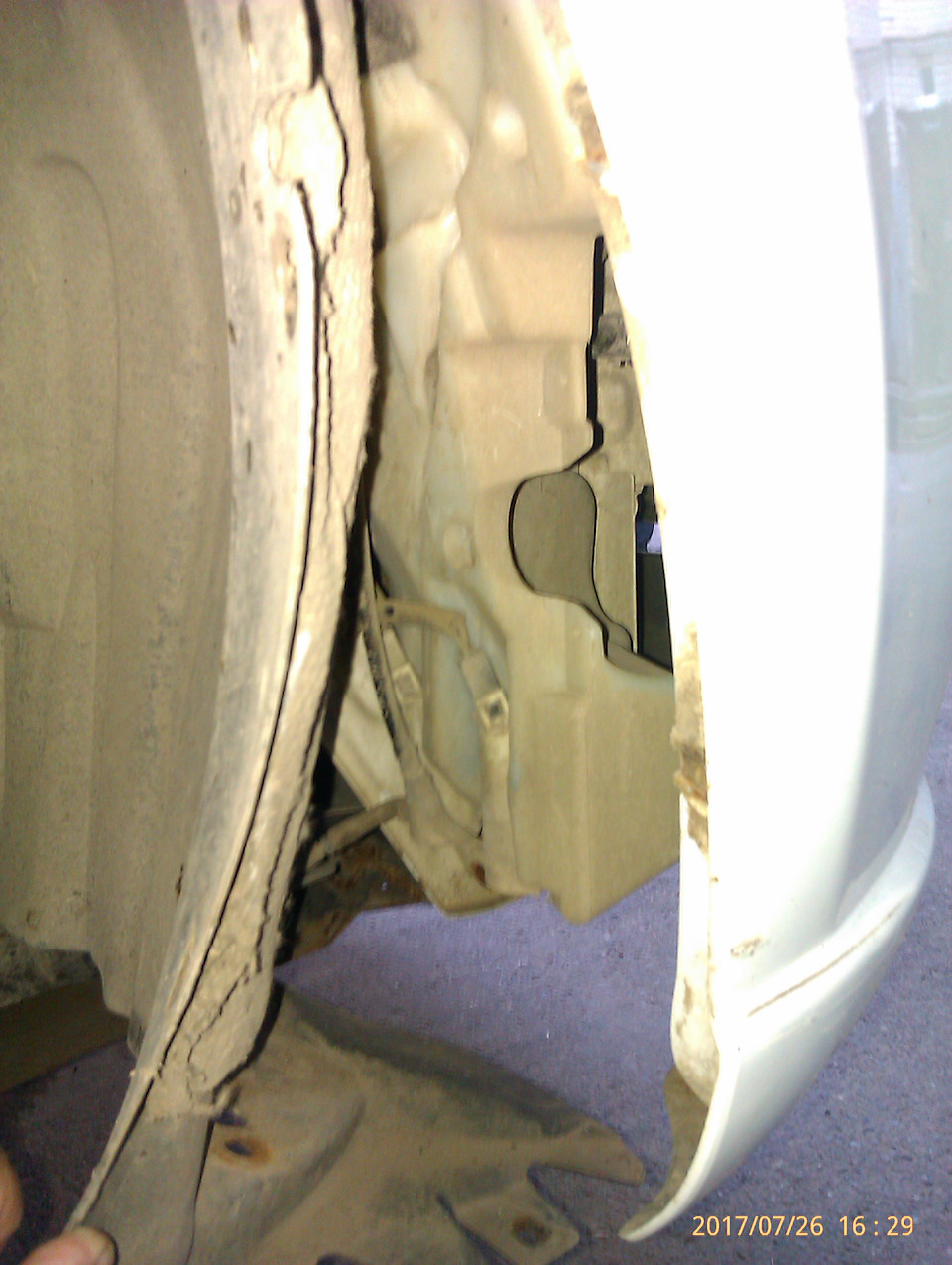 Обрыв провода в правой ПТФ на Вортекс Тинго ФЛ. Ремонт. — ТагАЗ Vortex ...