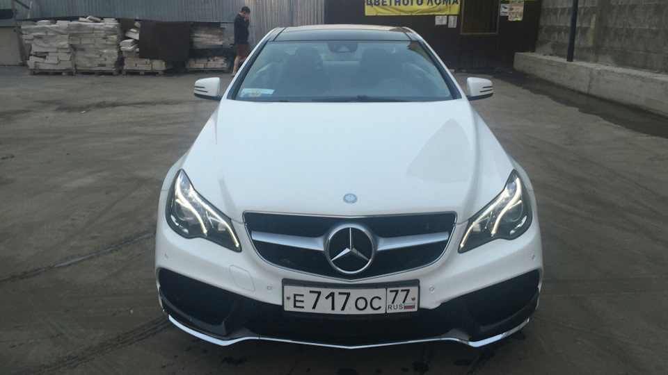 Mercedes-Benz E-Class Coupe