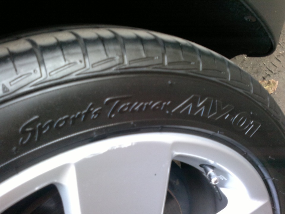 Продам резину лето 17" 235/45 — Сообщество «Volkswagen Club» на DRIVE2