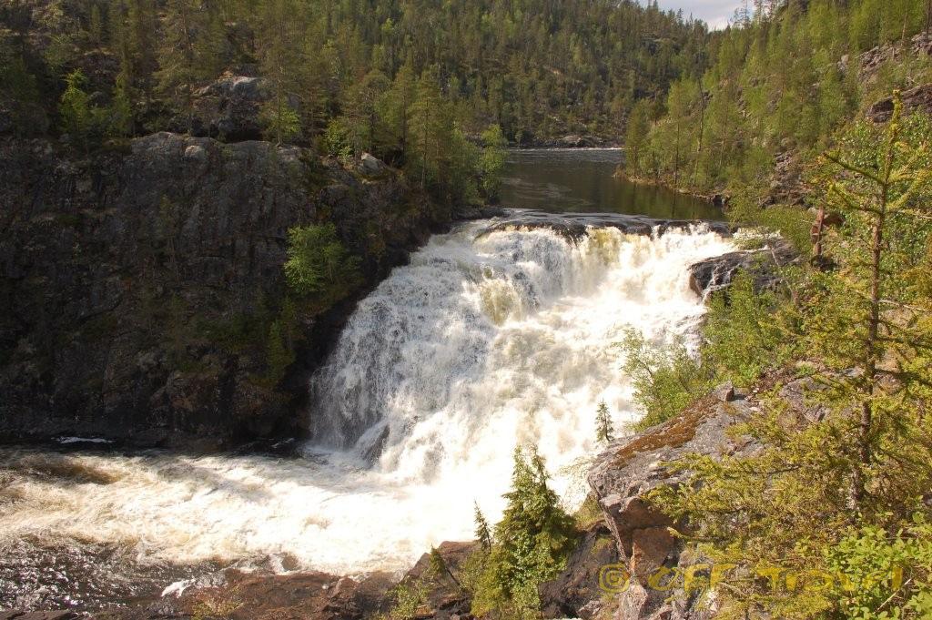 Водопад Куми Карелия