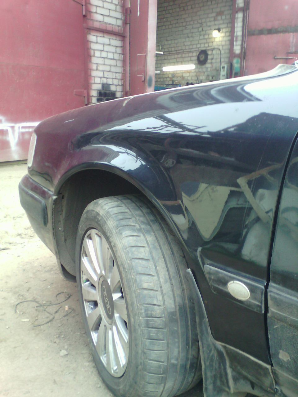 Замена крыла, ремонт дверной петли. — Audi 100 Avant (C4), 2,3 л, 1992 ...