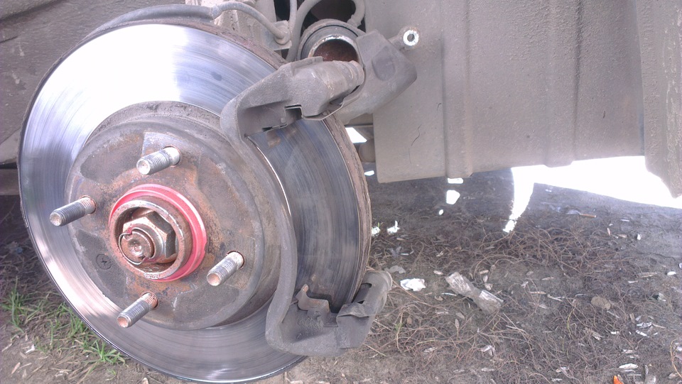 замена передних тормозных дисков шевроле. передние тормозные диски шевроле лачетти 1. снятие переднего тормозного диска ваз 2121 нива. замена передних тормозных дисков шевроле. замена передних тормозных дисков шевроле.