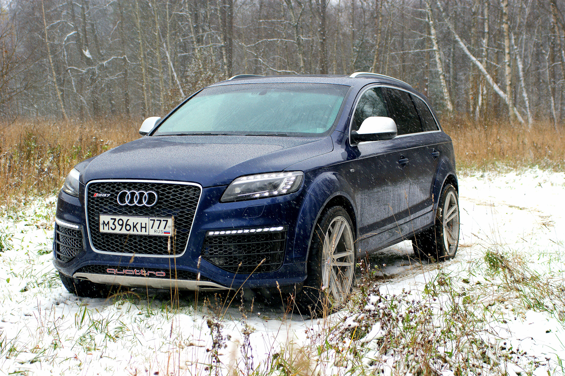 Audi q. Audi q7 2009. Ауди q7 в12. Audi q7 v12 Diesel. Audi q7 6.0 v12 TDI.