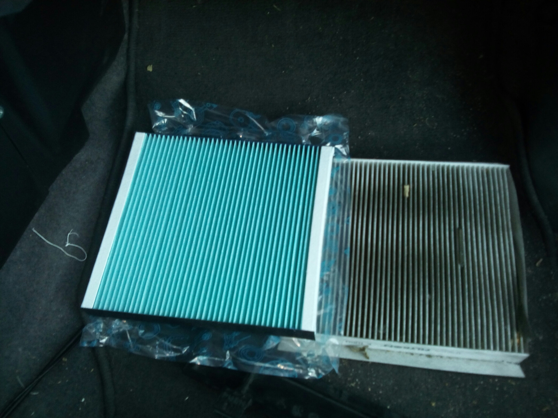 Замена салонного фильтра. — Nissan Almera II (N16), 1,5 л, 2005 года ...