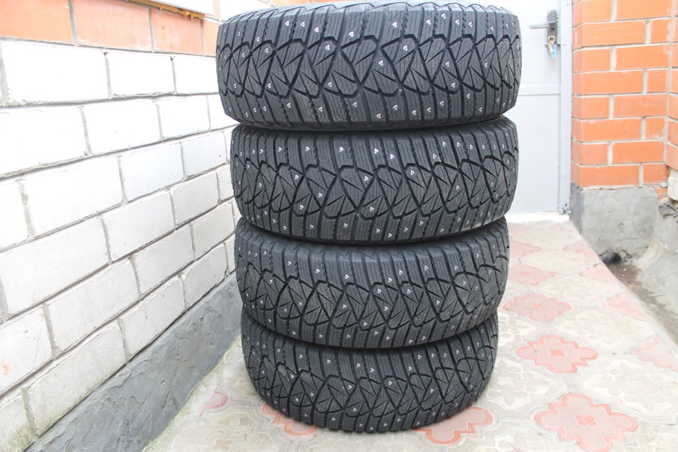 205 55r16 зимние. Dunlop Ice Touch 205/60 r16. Dunlop Ice Touch 205/55 r16. Данлоп Ice Touch 20/60r16. Dunlop Ice Touch 205/60 r16 Размеры в разрезе.