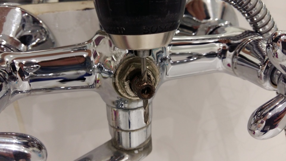 как починить переключатель на душ на смесителе