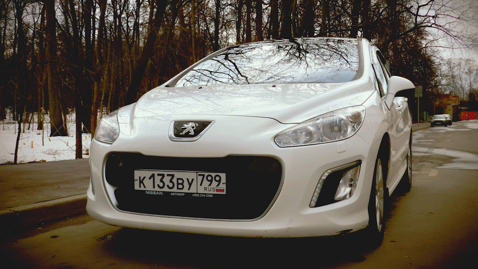 Help!Задний дворник… — Peugeot 308 (1G), 1,6 л, 2011 года | запчасти ...