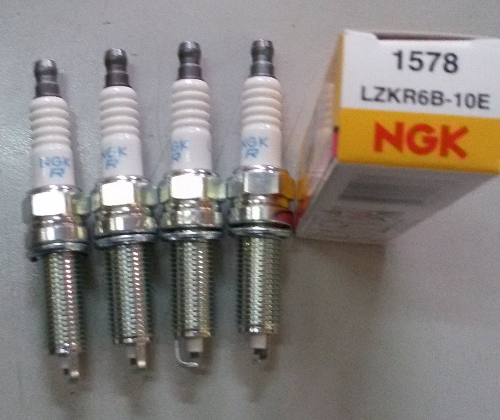 Lzkr6b10e