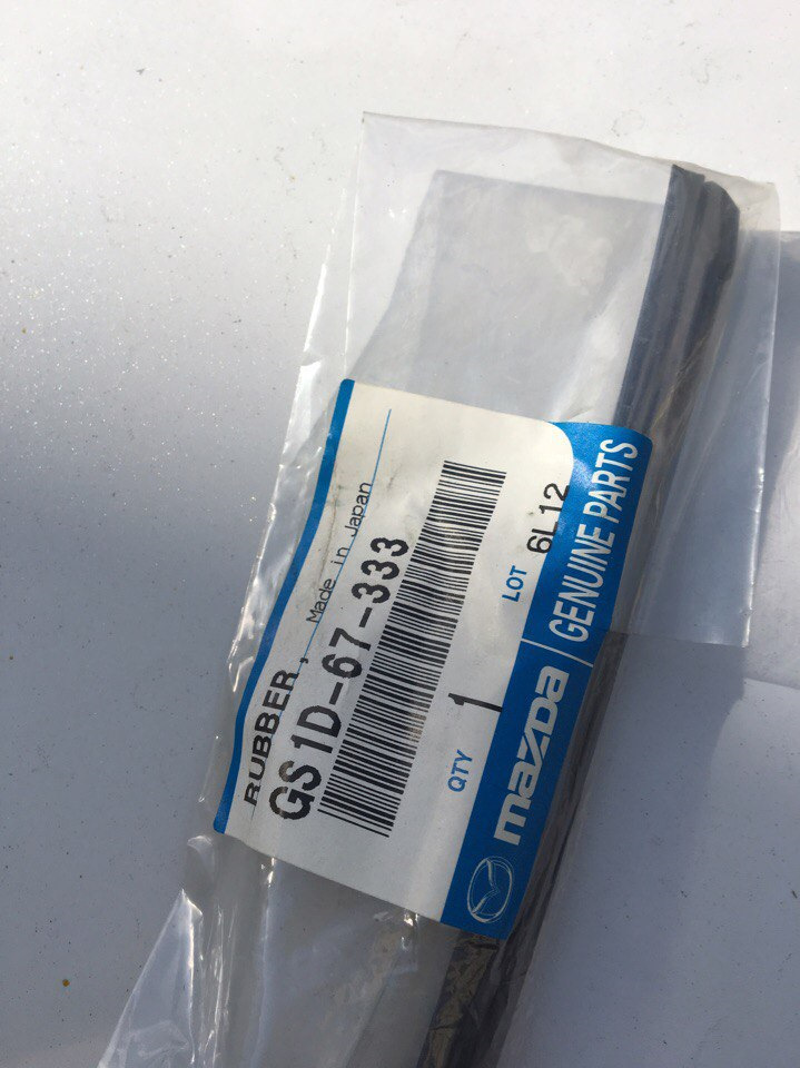 GS1D67333 РЕЗИНКА ДВОРНИКА ЛЕВАЯ / RUBBER, BLADE-FR Mazda | Запчасти на ...