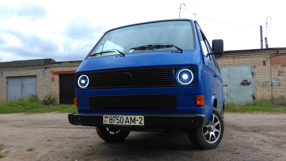 Volkswagen Transporter двигатель 2.0i от b3-го