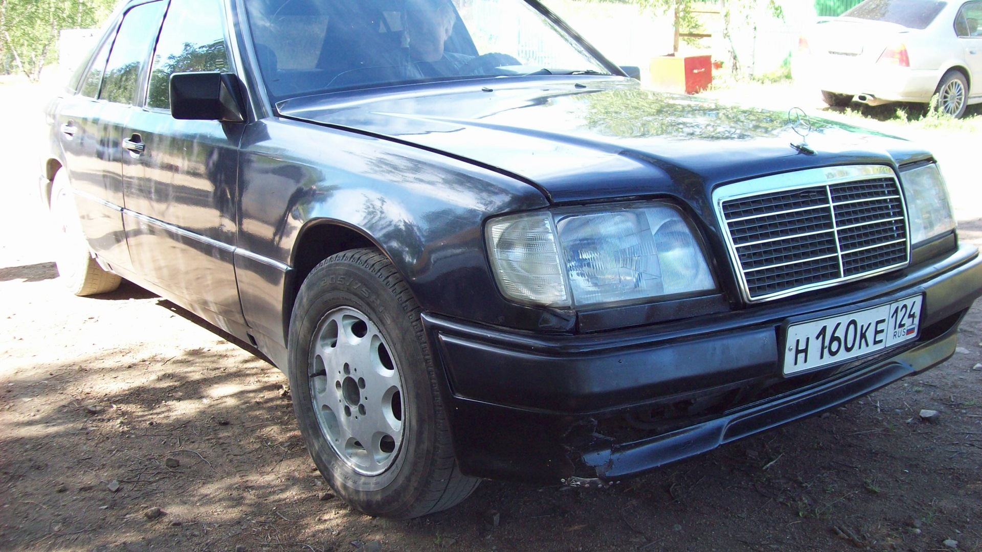 Mercedes-Benz E-class (W124) 2.3 бензиновый 1993 | ...одинокий волк... на  DRIVE2