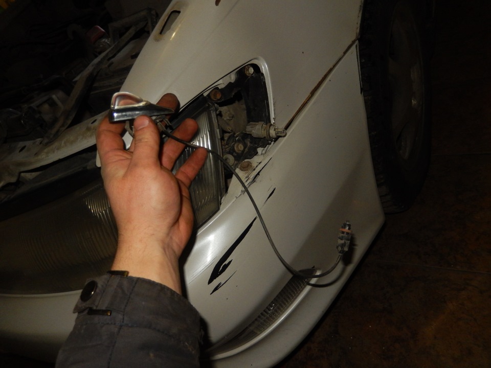 9e81186s 960 Как называются огоньки на крыльях авто