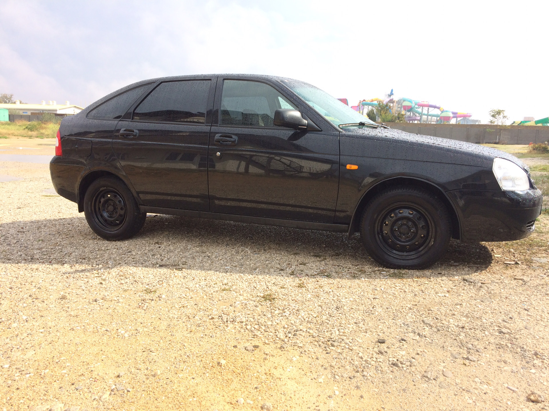 Приора на штампах r14. Приора хэтчбек на болотных штампах r14