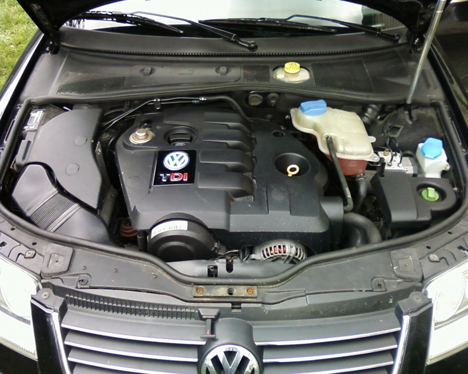 Б5 дизель. Фольксваген Пассат б5 под капотом. Volkswagen Passat b5 под капотом. Пассат б5 1.6 под капотом. Фольксваген б5 v6.
