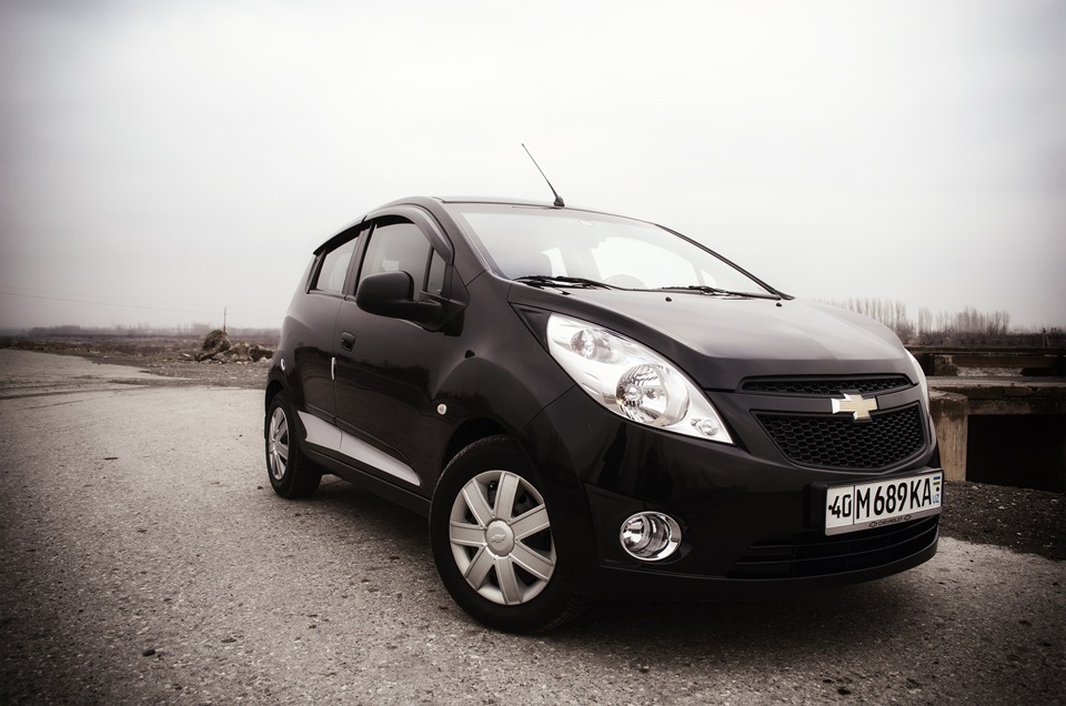 Спарк63 каталог самара. Шевроле Спарк m300. Chevrolet Spark черный. Шевроле Спарк черный матовый. Дефлектор капота Chevrolet Spark (m200).