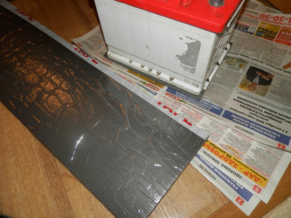 Утеплил не только подкапотное пространство, но и АКБ ^_^ — Lada Калина ...