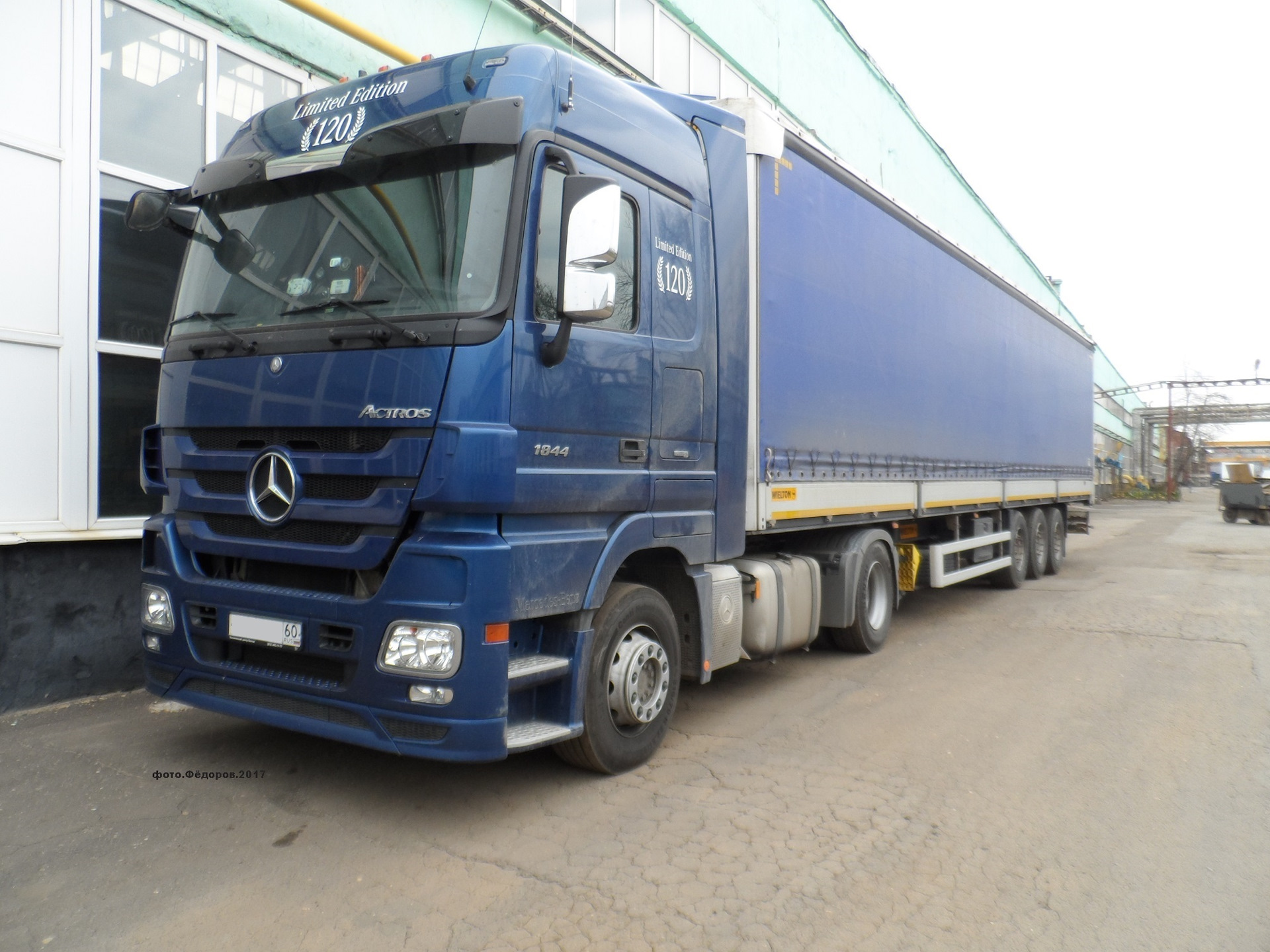 Mercedes Actros drive2