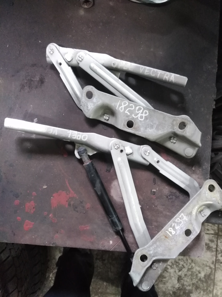 Замена петель капота — ГАЗ 2410, 2,5 л, 1987 года | тюнинг | DRIVE2