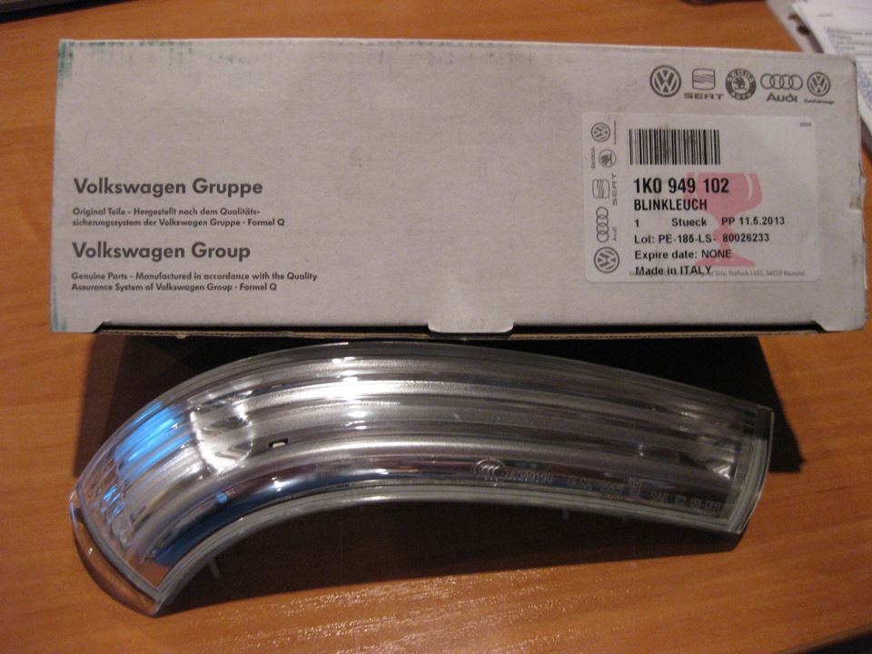 Замена повторителя поворота на боковом зеркале — Volkswagen Passat B6 ...