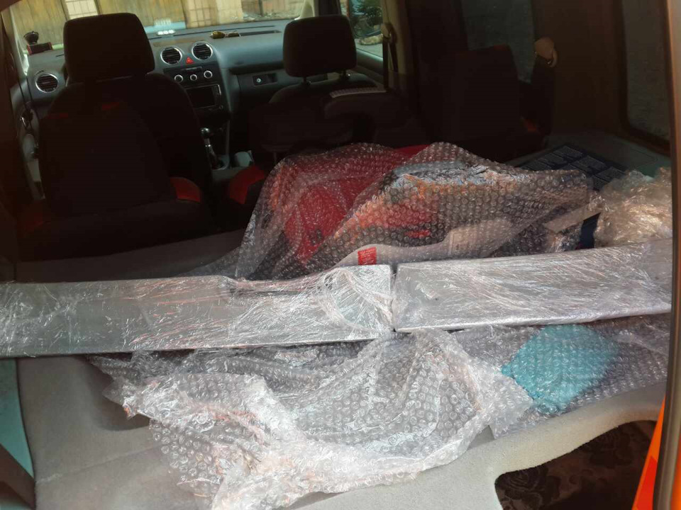 Photo from the logbook Volkswagen Caddy (3G)