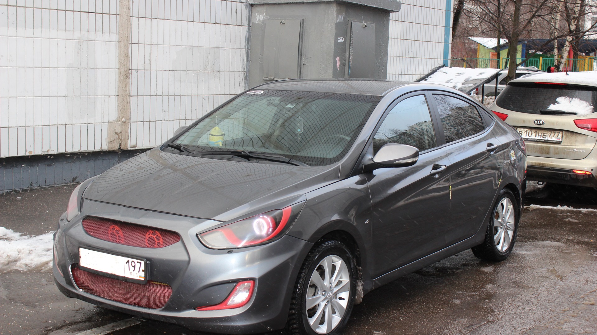 Hyundai ecos отзывы дром. Установил на солярис. Установил на солярис. Солярис солярис 1 с линзами. Солярис 2 с туманками.