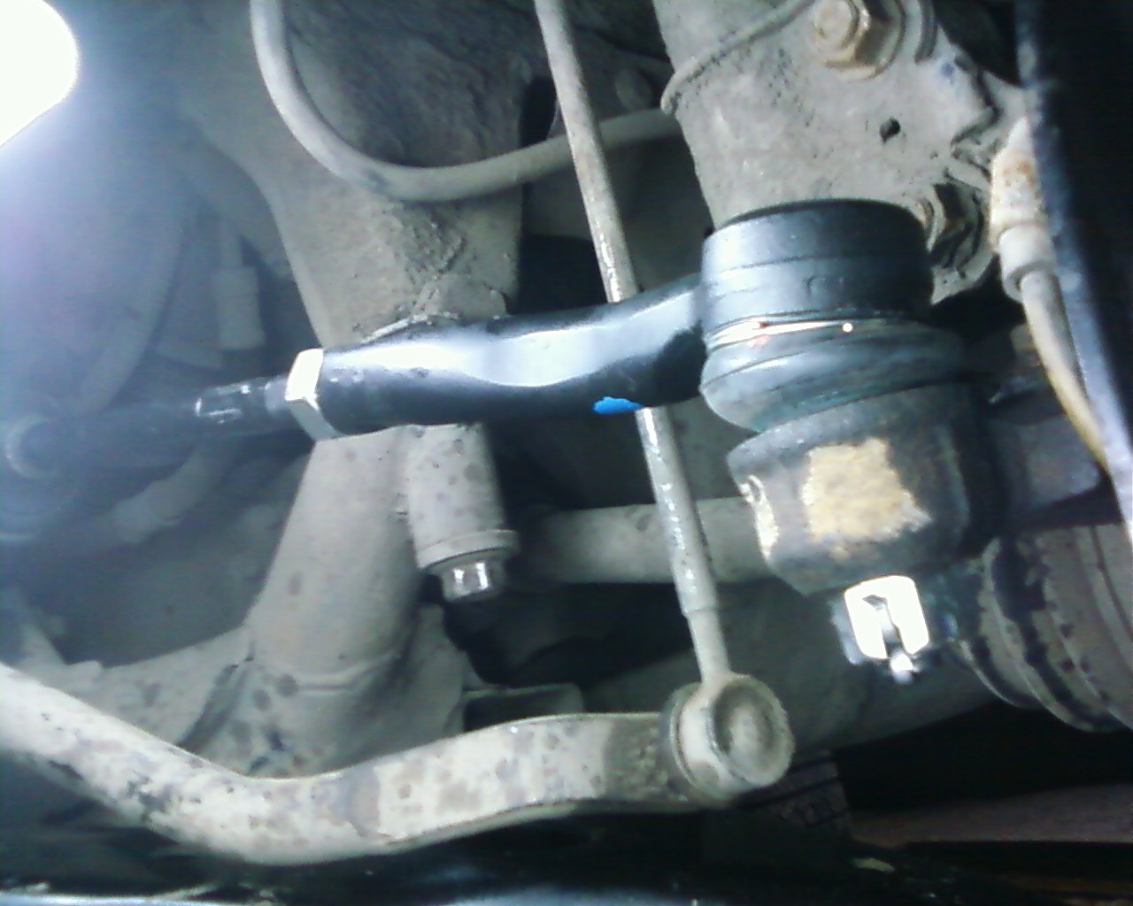 Replacement of steering tips rods and ball joints - Toyota RAV4 20 L 2001