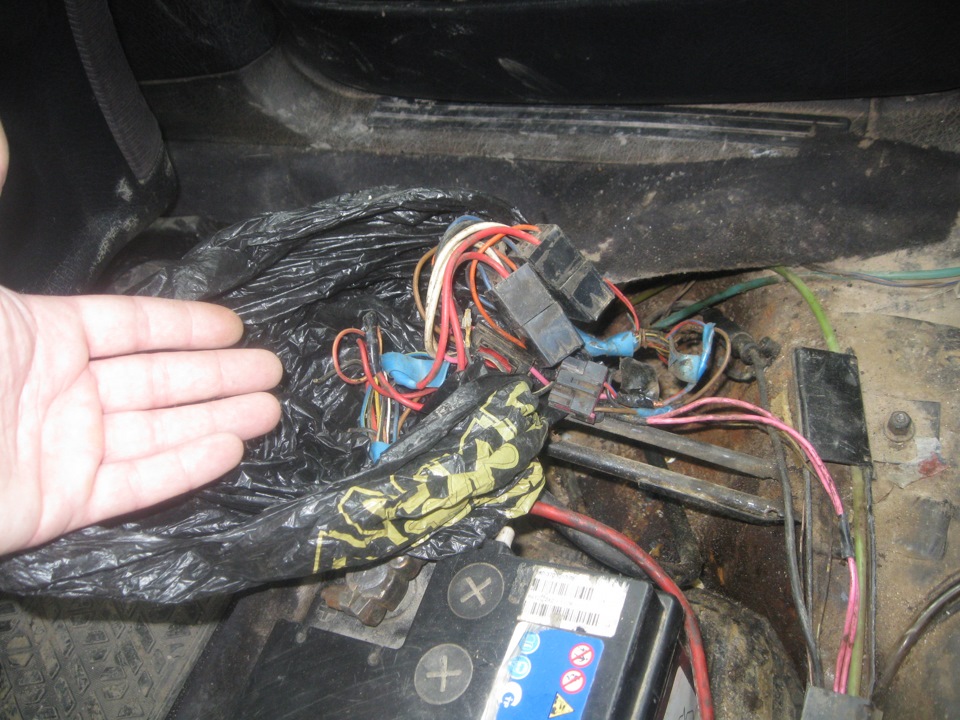 Предохранитель печки ауди 100 с3