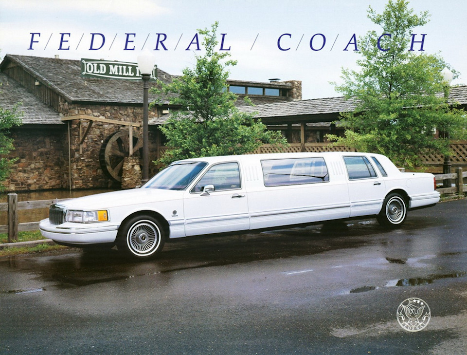 Lincoln town car 1992. Смотреть фото Lincoln town car 1992. Смотреть картинку Lincoln town car 1992. Картинка про Lincoln town car 1992. Фото Lincoln town car 1992