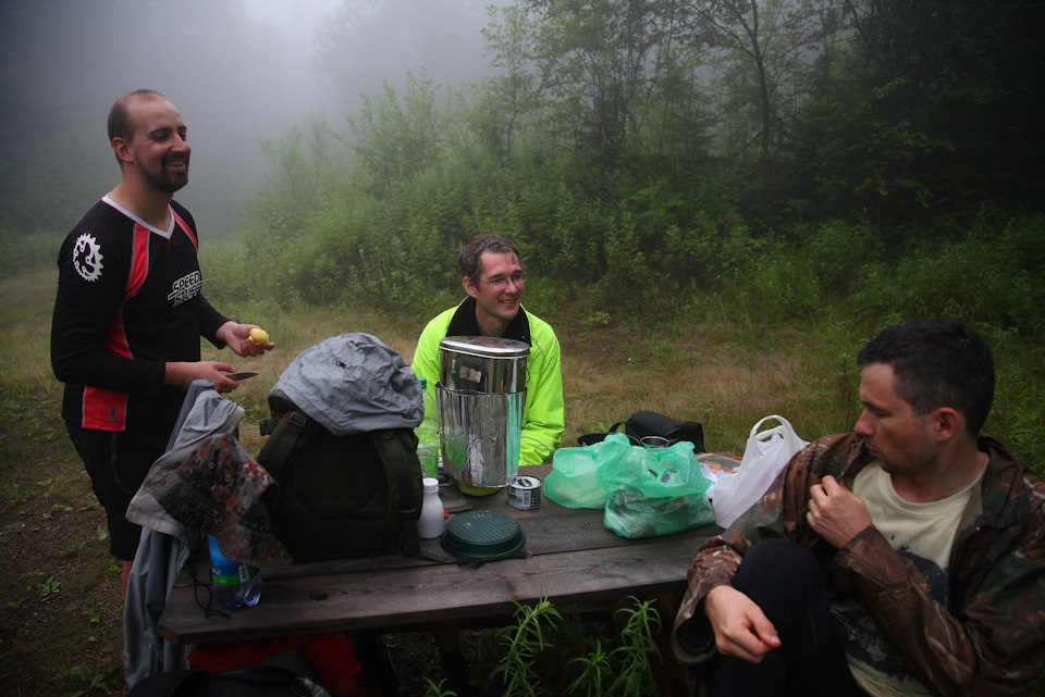 Фото в бортжурнале Toyota HiAce (H100)