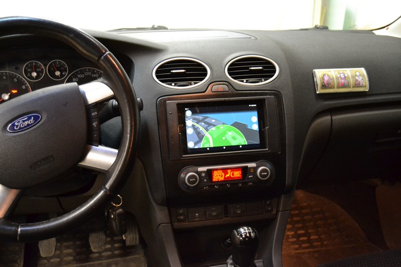 Планшет в Ford Focus — DRIVE2