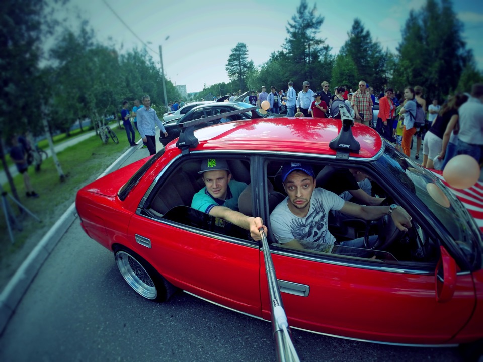 Нск лайф. Премикс инвар. Фонтан в первомайском сквере новосибирск фото. Спортклуб 1. Gym life новосибирск фитнес клуб северо чемской.