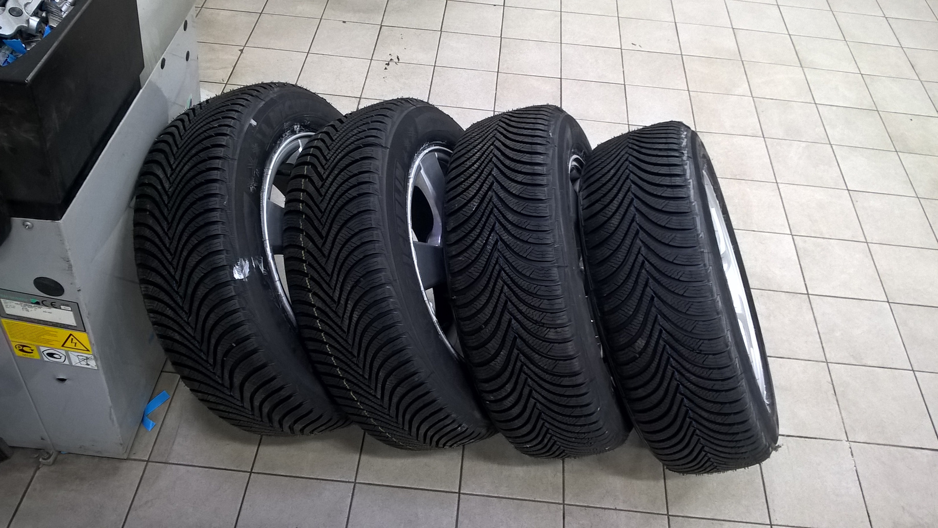 Michelin 205 r16