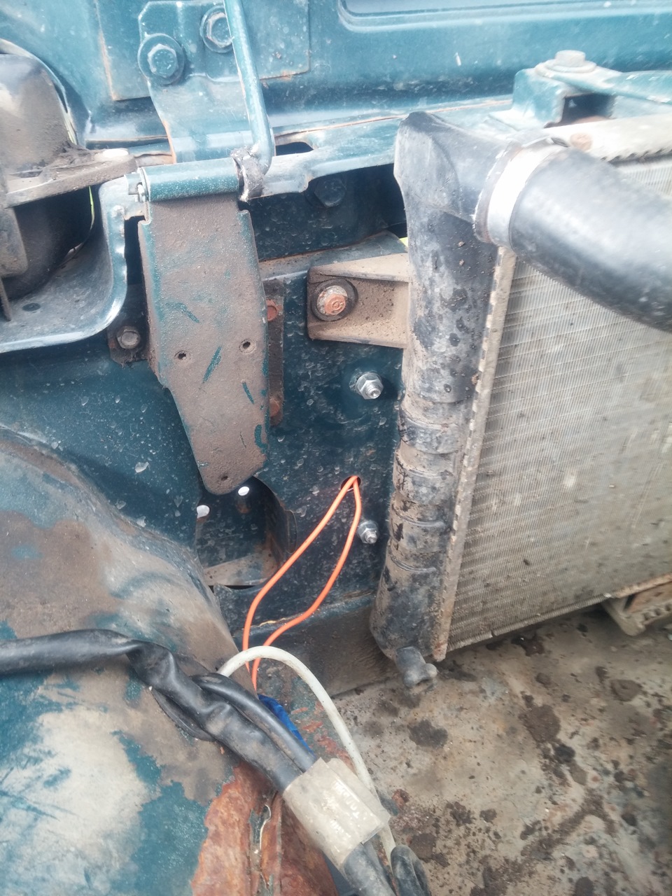 Подключение волговских гудков к ниве — Lada 4x4 3D, 1,7 л, 2001 года ...