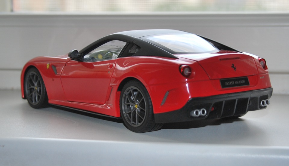 Ferrari 1 18. Ferrari GTO 1 18. Hot Wheels Ferrari 599 GTO. 1:18 Hot Wheels Ferrari 599 GTO. Ferrari 599 GTO 6 Liter v12 RWD 2010.