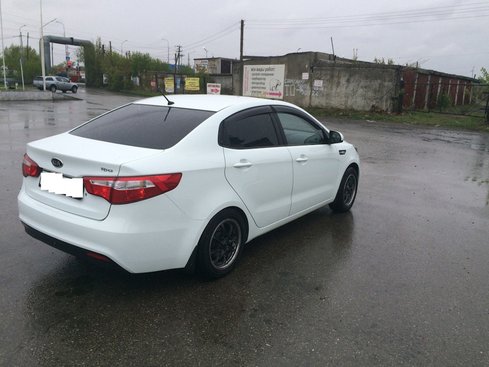 Kia Rio опер