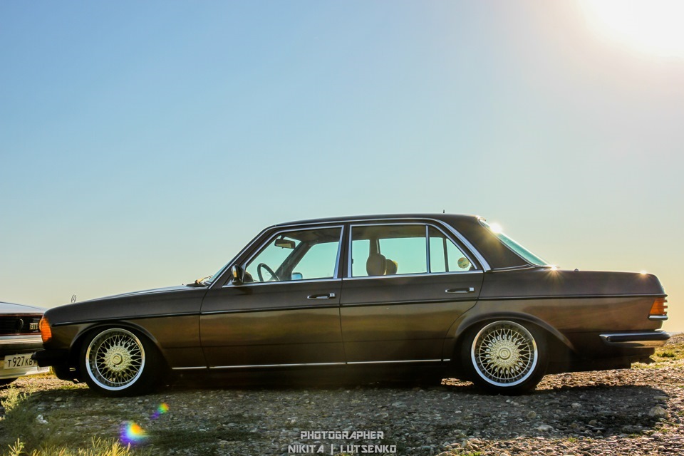 Mercedes w123 ratlook