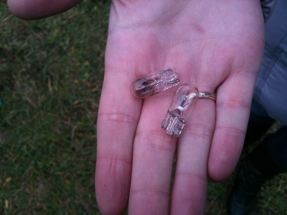 Лампы в габаритах?..не, не слышал)))) — Opel Astra H, 1,6 л, 2007 года ...