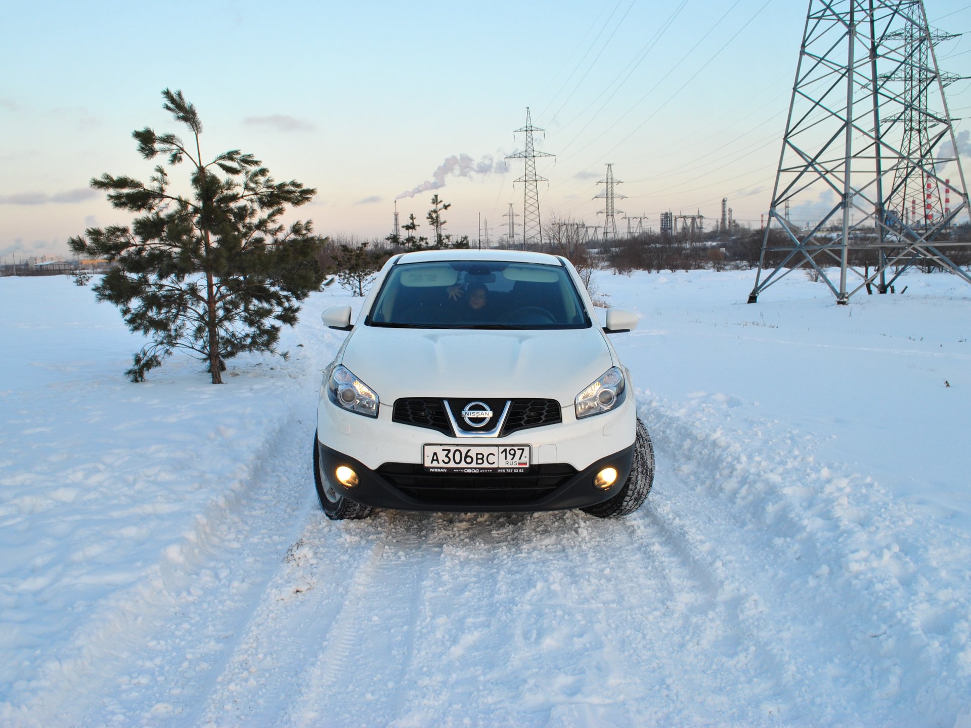 Дром ниссан кашкай хакасия. Ниссан Кашкай зима. Ниссан Кашкай белый. Nissan Qashqai 2014 по снегу. Ниссан Кашкай зима машинка.