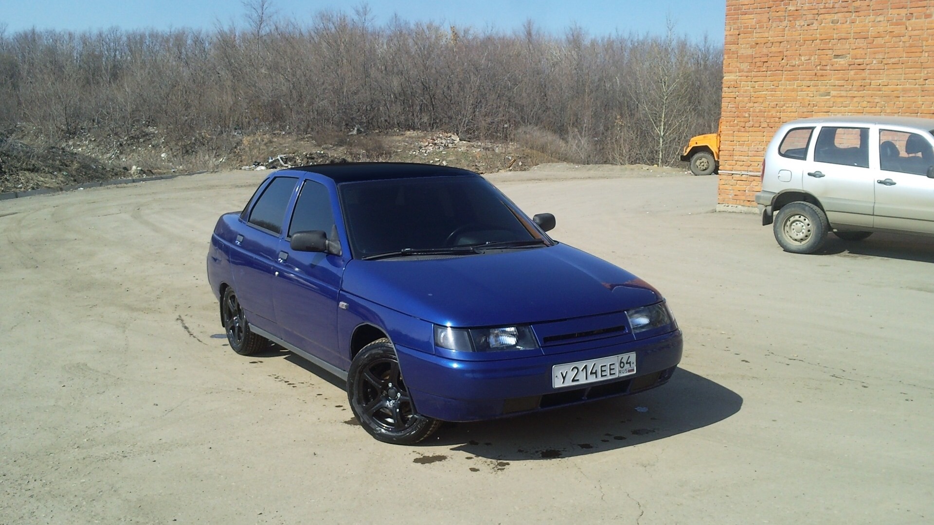 Lada 2110 синий