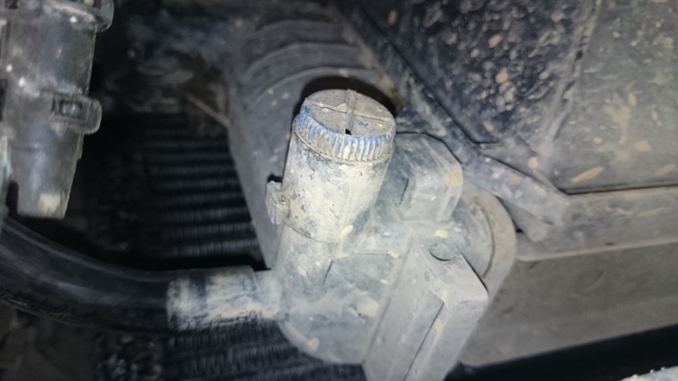 Датчик уровня охлаждающей жидкости — BMW 5 series (E34), 2,5 л, 1994 ...