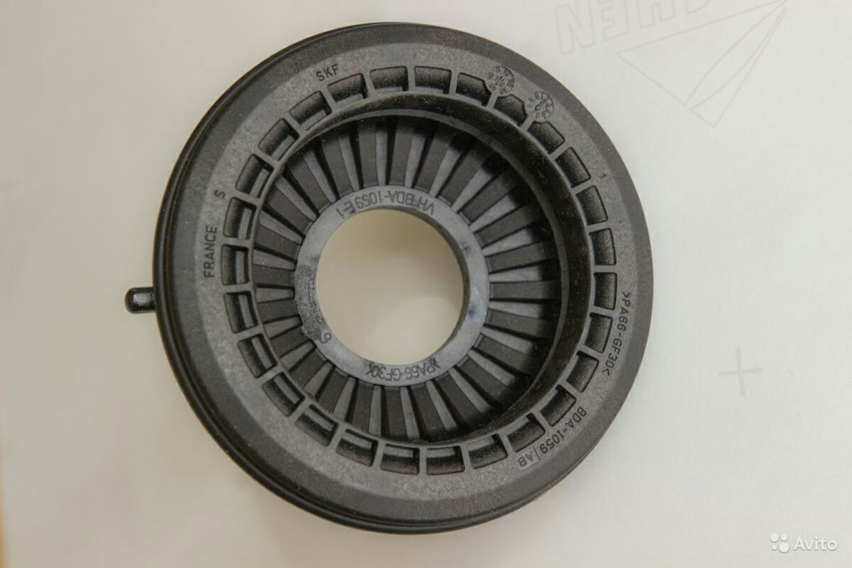 опора амортизатора на вольво с40. опорный подшипник передней стойки форд. опорный подшипник форд фокус 1. опорный подшипник форд фокус 2 1. опорный подшипник ford focus 2.