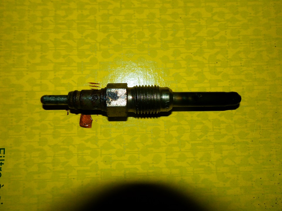 Свечи подогрева тосола. — Opel Vivaro (1G), 1,9 л, 2005 года | своими ...